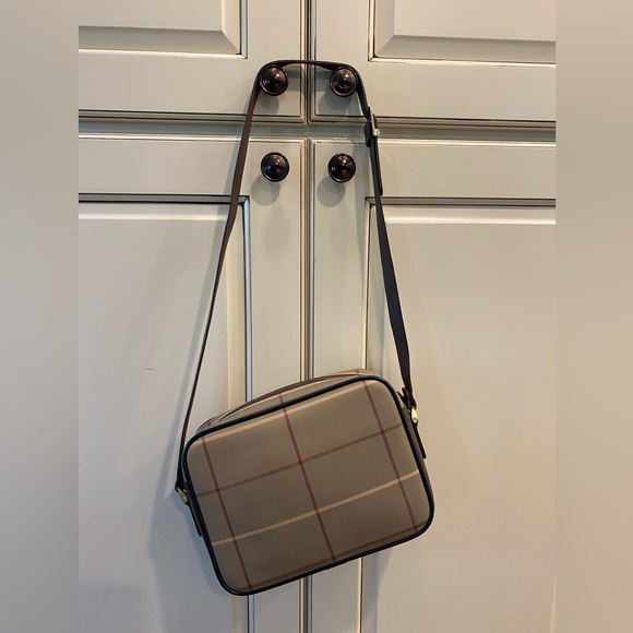 Burberry Burberrys Vintage Plaid Shoulder Bag with COA - Picture 3 of 10